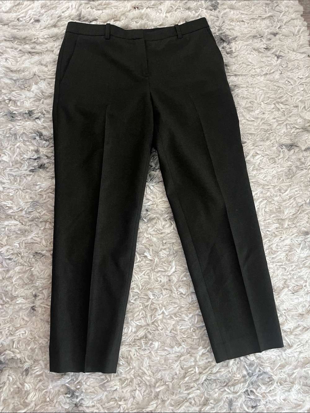 Theory Black Tailored Cropped Dress Trousers 100% virgin wool